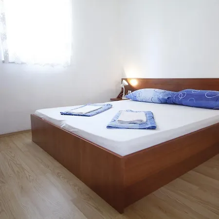 Apartment Deep Blue *