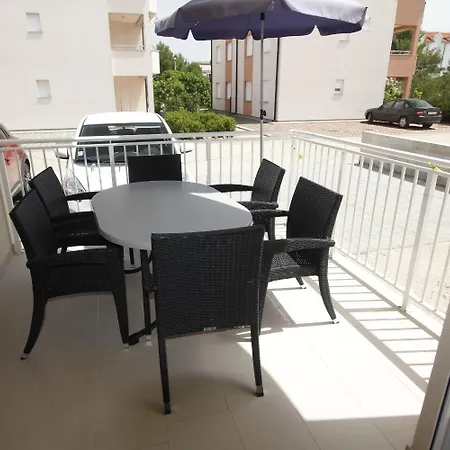 Apartment Deep Blue Srima